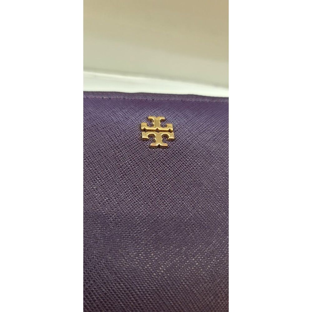 Tory Burch Saffiano Purple Leather Wrist-let Portfolio Wallet Ladies Cardholder - Picture 3 of 8